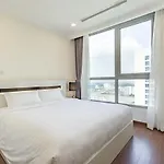 2 Bedrooms Apartment At Landmark Vinhomes Central Park