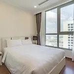 2 Bedrooms Apartment At Landmark Vinhomes Central Park