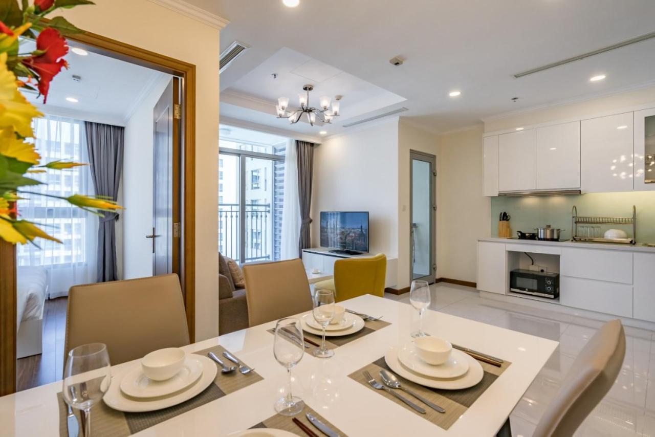 Apartment 2 Bedrooms At Landmark Vinhomes Park *