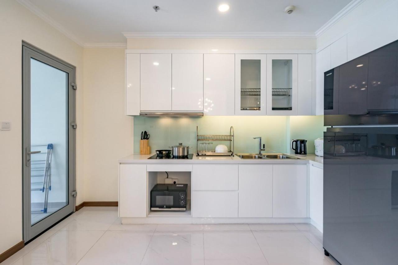 Apartment 2 Bedrooms At Landmark Vinhomes Park *